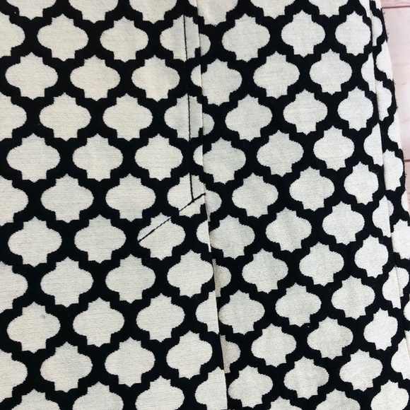 Talbots Patterned Pencil Skirt Size 6P - Picture 2 of 5